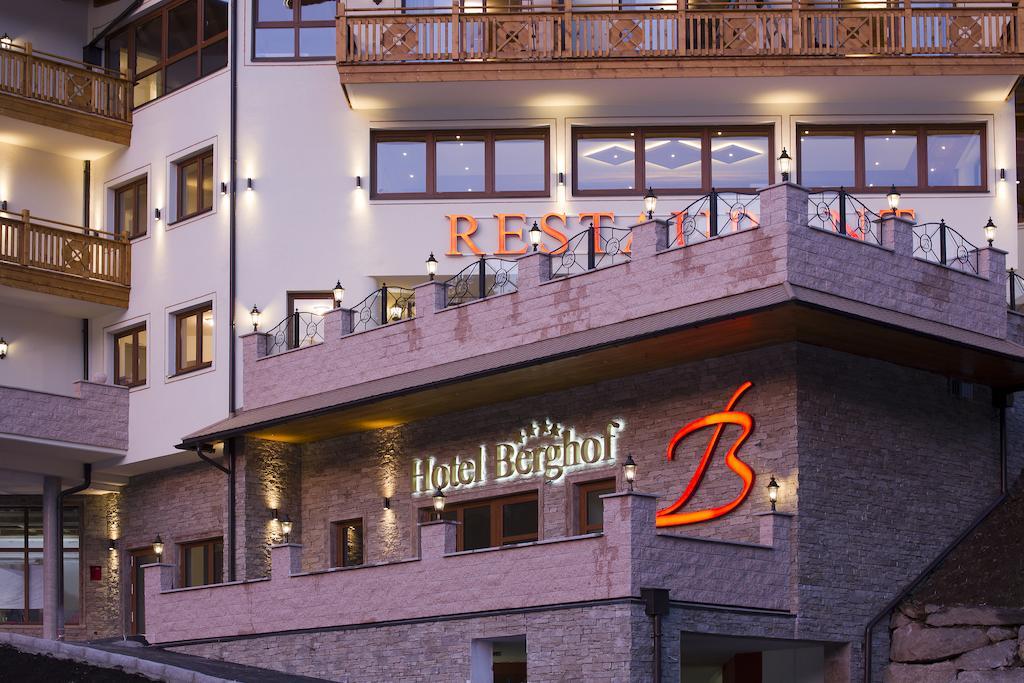 סול Hotel Berghof מראה חיצוני תמונה